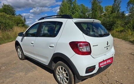 Renault Sandero II рестайлинг, 2019 год, 899 000 рублей, 3 фотография