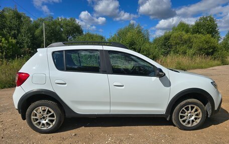 Renault Sandero II рестайлинг, 2019 год, 899 000 рублей, 9 фотография