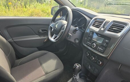 Renault Sandero II рестайлинг, 2019 год, 899 000 рублей, 24 фотография