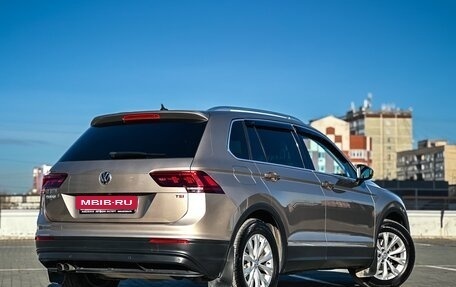 Volkswagen Tiguan II, 2017 год, 1 799 000 рублей, 6 фотография