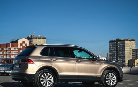 Volkswagen Tiguan II, 2017 год, 1 799 000 рублей, 5 фотография
