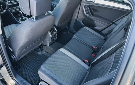 Volkswagen Tiguan II, 2017 год, 1 799 000 рублей, 32 фотография