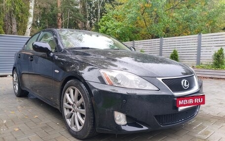 Lexus IS II рестайлинг 2, 2006 год, 1 200 000 рублей, 11 фотография