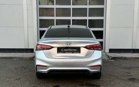Hyundai Solaris II рестайлинг, 2017 год, 1 000 000 рублей, 4 фотография