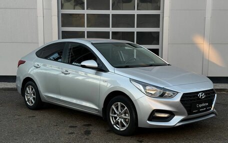 Hyundai Solaris II рестайлинг, 2017 год, 1 000 000 рублей, 7 фотография