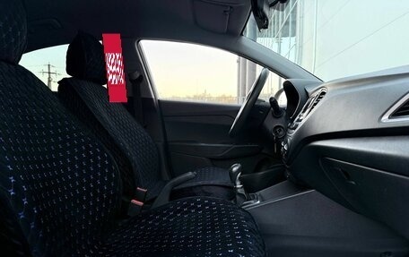Hyundai Solaris II рестайлинг, 2017 год, 1 000 000 рублей, 11 фотография