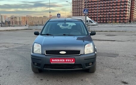Ford Fusion I, 2005 год, 299 000 рублей, 1 фотография
