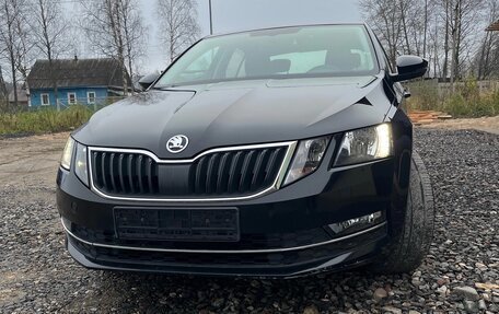Skoda Octavia, 2018 год, 1 835 000 рублей, 2 фотография
