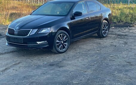 Skoda Octavia, 2018 год, 1 835 000 рублей, 5 фотография