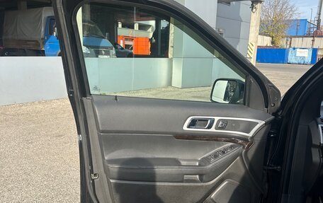 Ford Explorer V рестайлинг, 2012 год, 1 590 000 рублей, 12 фотография