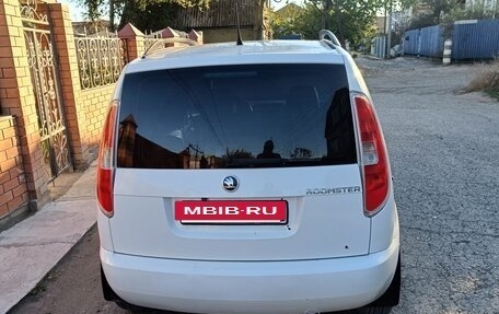 Skoda Roomster, 2012 год, 750 000 рублей, 2 фотография