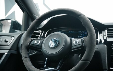 Volkswagen Golf R VII, 2019 год, 3 550 000 рублей, 13 фотография
