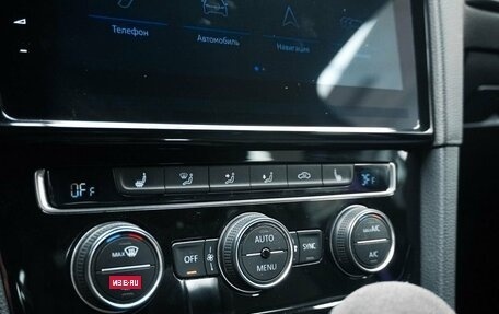 Volkswagen Golf R VII, 2019 год, 3 550 000 рублей, 25 фотография