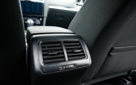 Volkswagen Golf R VII, 2019 год, 3 550 000 рублей, 38 фотография