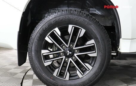 Mitsubishi Montero Sport, 2023 год, 4 679 000 рублей, 16 фотография