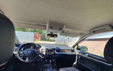 Volkswagen Touareg III, 2014 год, 2 490 000 рублей, 6 фотография