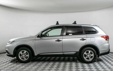 Mitsubishi Outlander III рестайлинг 3, 2017 год, 1 277 000 рублей, 8 фотография