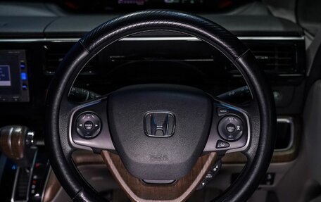 Honda Stepwgn IV рестайлинг, 2017 год, 1 800 000 рублей, 28 фотография