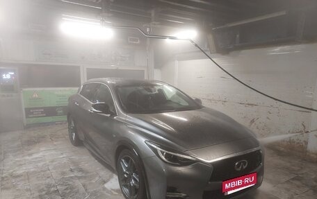 Infiniti Q30, 2018 год, 2 350 000 рублей, 4 фотография