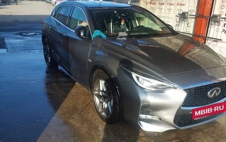 Infiniti Q30, 2018 год, 2 350 000 рублей, 9 фотография