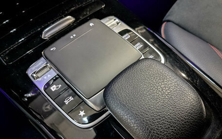 Mercedes-Benz CLA, 2019 год, 2 590 000 рублей, 21 фотография