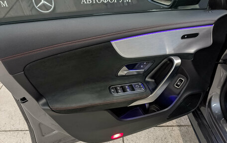 Mercedes-Benz CLA, 2019 год, 2 590 000 рублей, 19 фотография