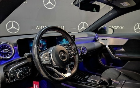 Mercedes-Benz CLA, 2019 год, 2 590 000 рублей, 15 фотография
