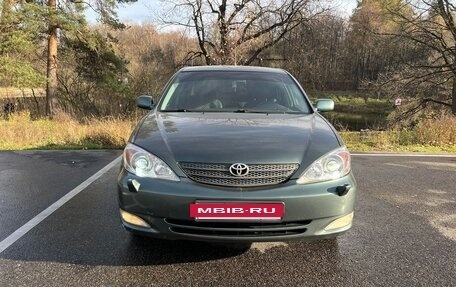 Toyota Camry V40, 2003 год, 580 000 рублей, 2 фотография