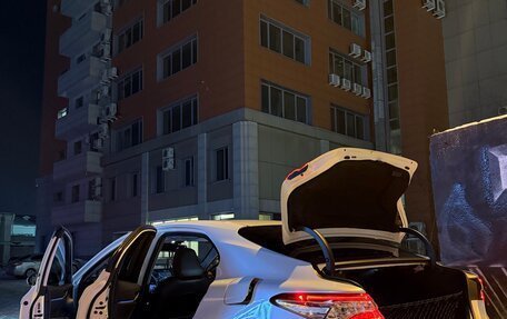Toyota Camry, 2021 год, 3 770 000 рублей, 12 фотография