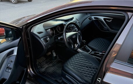 Hyundai Elantra VI, 2014 год, 900 000 рублей, 5 фотография
