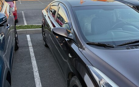 Hyundai Elantra VI, 2014 год, 900 000 рублей, 4 фотография