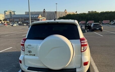 Toyota RAV4, 2011 год, 1 400 000 рублей, 4 фотография