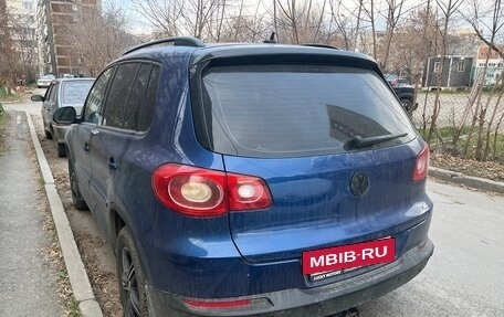 Volkswagen Tiguan I, 2010 год, 950 000 рублей, 3 фотография