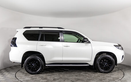 Toyota Land Cruiser Prado 150 рестайлинг, 2021 год, 6 799 000 рублей, 4 фотография