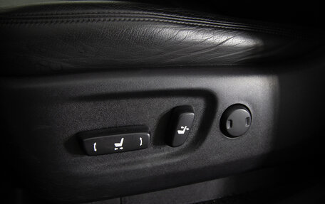 Toyota Land Cruiser Prado 150 рестайлинг, 2021 год, 6 799 000 рублей, 13 фотография