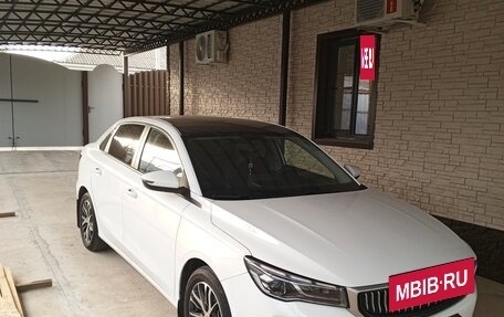 Geely Emgrand, 2024 год, 1 800 000 рублей, 4 фотография