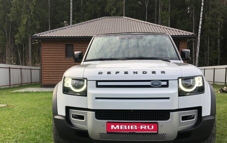 Land Rover Defender II, 2021 год, 8 300 000 рублей, 1 фотография
