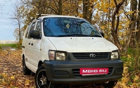 Toyota Town Ace III, 2004 год, 550 000 рублей, 3 фотография