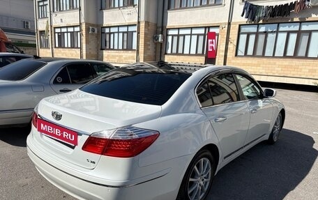Hyundai Genesis I рестайлинг, 2010 год, 750 000 рублей, 3 фотография