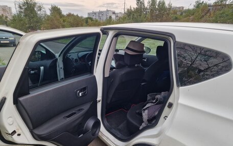 Nissan Qashqai, 2011 год, 800 000 рублей, 8 фотография