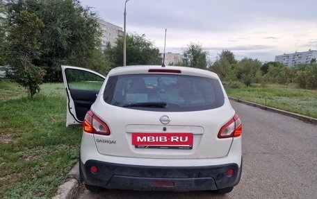 Nissan Qashqai, 2011 год, 800 000 рублей, 4 фотография