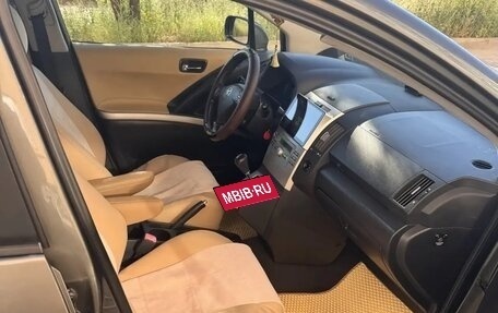 Toyota Corolla Verso I, 2004 год, 600 000 рублей, 7 фотография