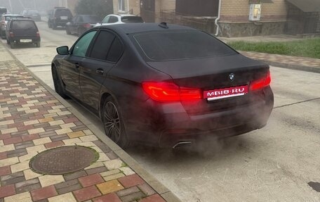 BMW 5 серия, 2018 год, 2 400 000 рублей, 3 фотография