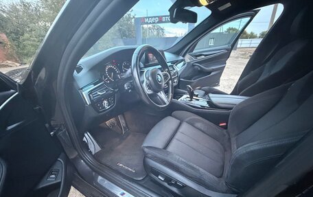 BMW 5 серия, 2018 год, 2 400 000 рублей, 18 фотография