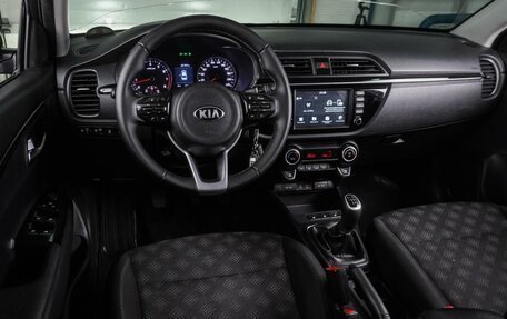 KIA Rio IV, 2017 год, 1 249 000 рублей, 6 фотография
