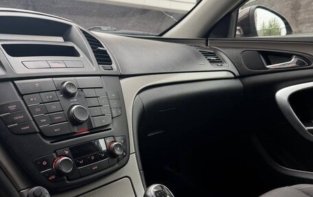 Opel Insignia II рестайлинг, 2011 год, 440 000 рублей, 12 фотография