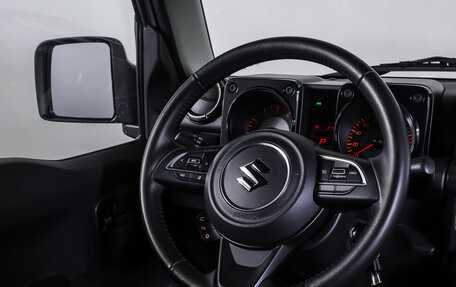 Suzuki Jimny, 2025 год, 3 390 000 рублей, 14 фотография