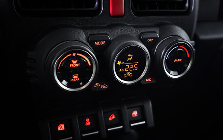 Suzuki Jimny, 2025 год, 3 390 000 рублей, 17 фотография