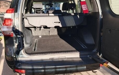 Toyota Land Cruiser Prado 150 рестайлинг, 2016 год, 3 850 000 рублей, 11 фотография
