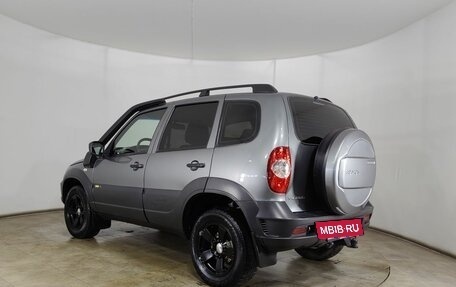 Chevrolet Niva I рестайлинг, 2018 год, 880 000 рублей, 7 фотография